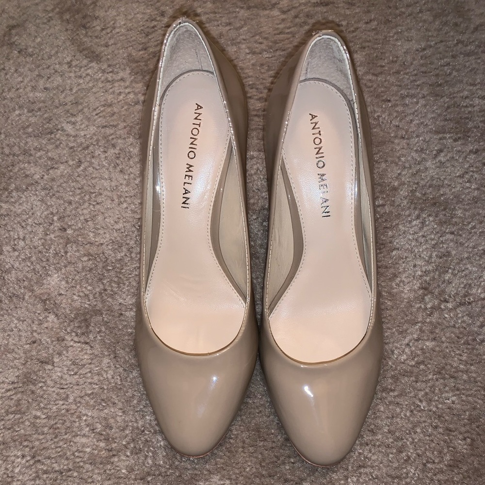 Heels Antonio Melani tan/nude size 6